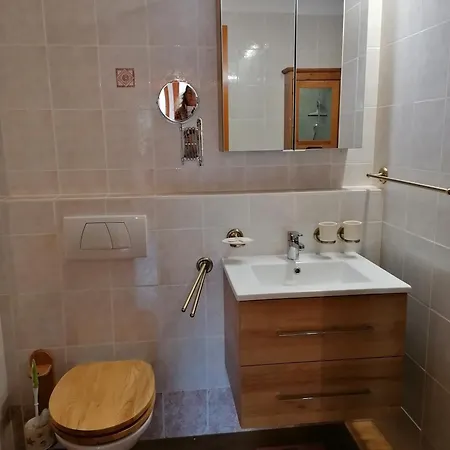 Les Combles Des Combes Gasthuis Ollon