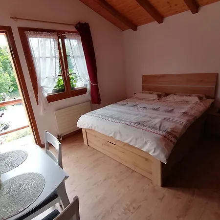 Les Combles Des Combes Guest house