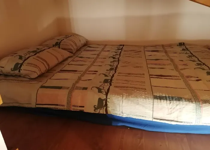 Les Comblés Des Combes Pensión Ollon