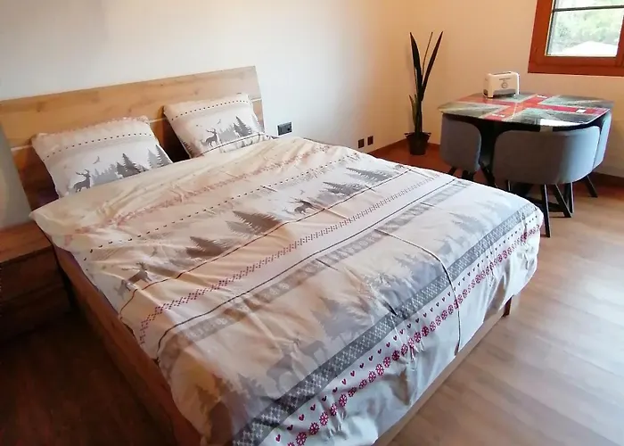 Les Combles Des Combes 3*