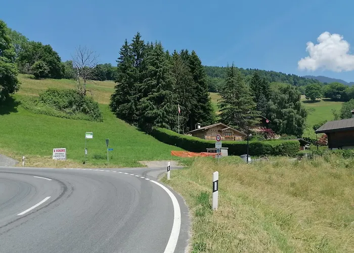 Les Combles Des Combes