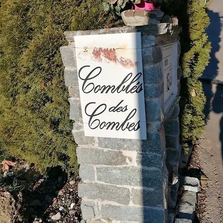 Les Combles Des Combes Maison d'hôtes