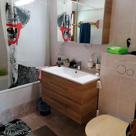 Les Combles Des Combes 3*